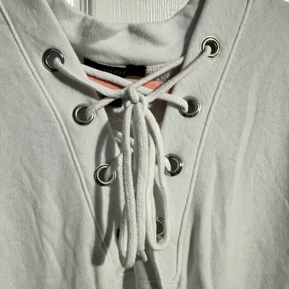 🎀 Beautiful basic tie up sweater. ❤️ - Picture 3 of 5